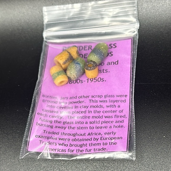 RARE Powder Glass Trade Beads Krobo Asante 1800s Vintage Fur Archeological Find - Picture 6 of 9